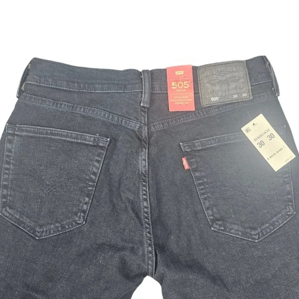 Levi's 505 Regular Fit Jeans Men's Size 30x30 Black Straight Leg Denim Pants NWT